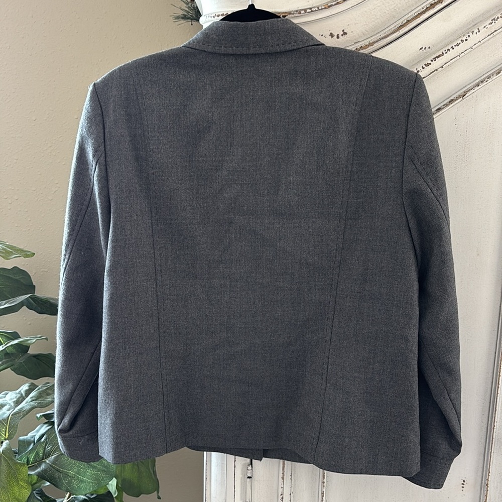 Pendleton 100% Virgin Wool Gray Button Front Jack… - image 2